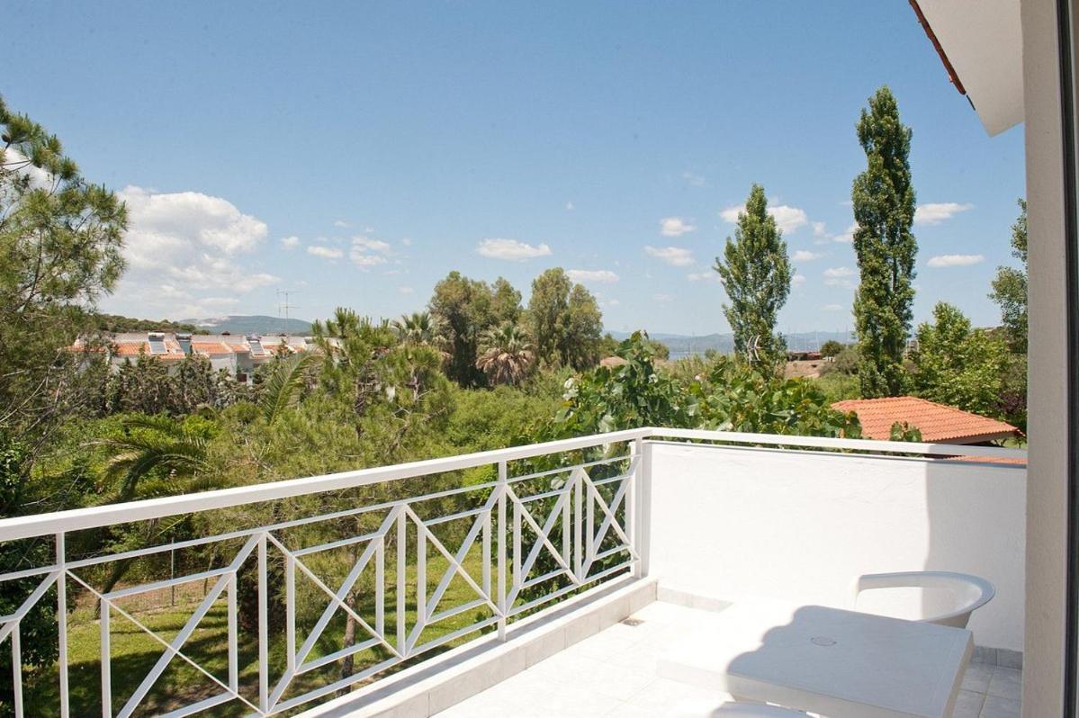 Villa Elena Ormos Panagias Exterior foto